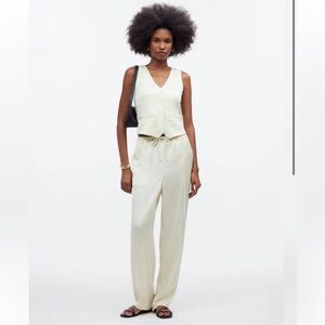 Madewell Pintucked Slim Pull on Pants in Satin